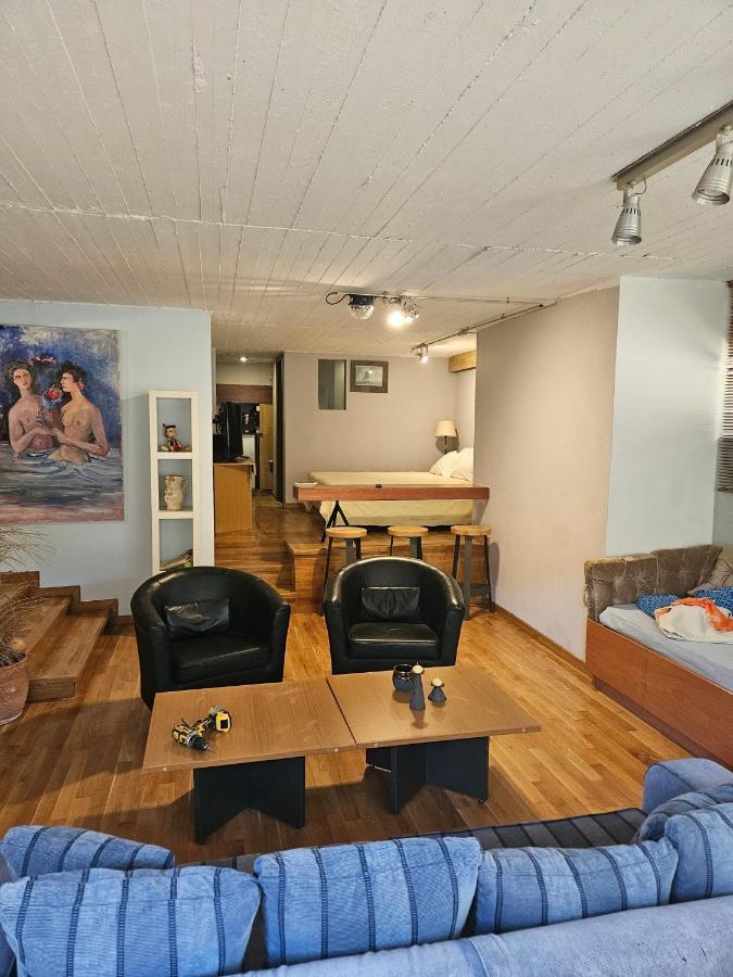 Апартаменти Studio47 Афіни Екстер'єр фото